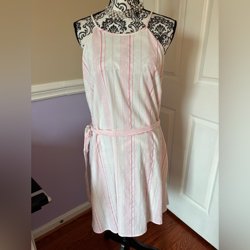 New York and Company stretch- Striped Shift
Dress, pink & white, Size XL